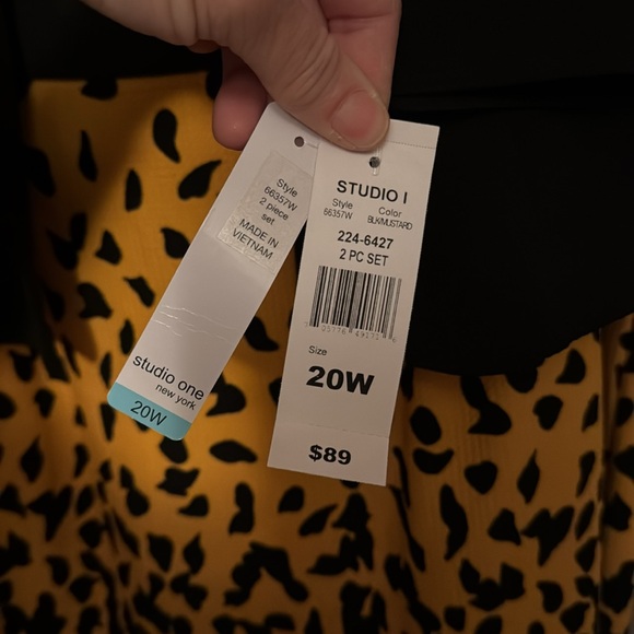 Studio One New York Two Piece Set Dress with Jacket - Picture 5 of 8